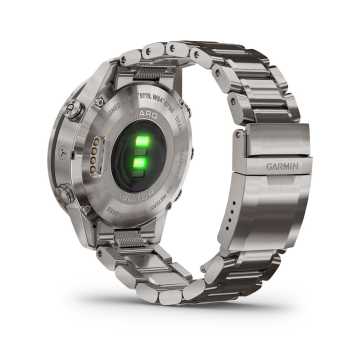 Foto Retro Orologio Garmin Marq Aviator