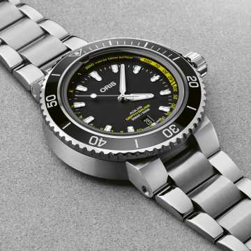 Foto Cassa Oris Orologio Aquis Depth Gauge