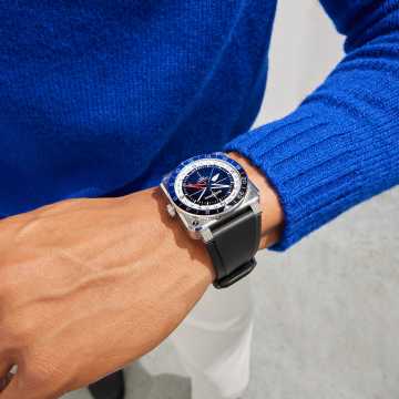 Foto Polso Orologio Bell&Ross BR-03 GMT Compass