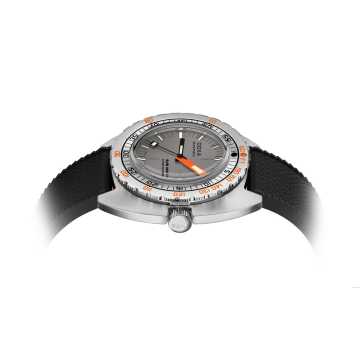 Foto Profilo Orologio Doxa Sub 300Ti5 Clive Clusser