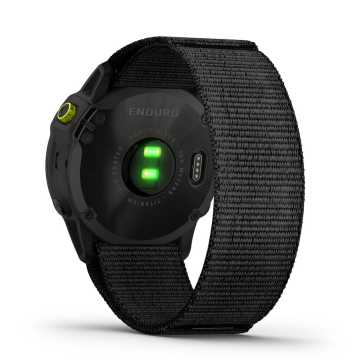 Foto Retro Orologio Garmin Endruo Carbon Grey DLC Titanium