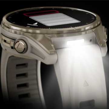 Foto Luce Orologio Garmin Fenix 8 010-02903-11