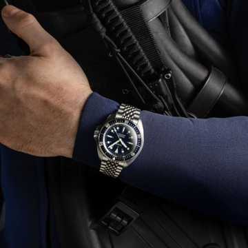Foto Polso Orologio HGP Diver 200M Automatic Commando Blu