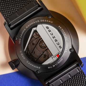 Foto Fondello Orologio Junghans Forma A Bauhaus Edition