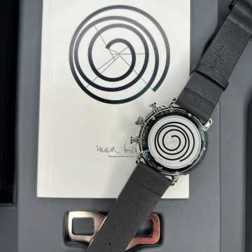 Foto Box 3 Orologio Junghans Set Max Bill Limited Edition 2019