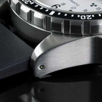 Foto Particolare Orologio Arctic Medium Search and Rescue Automatic
