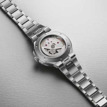 Foto Fondello Foto Deployante Orologio Oris Aquis Date Upcycle Calibre 400 