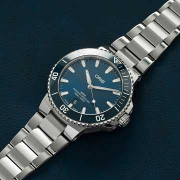 Foto Cassa Orologio Orologio Aquis Date 733 7787 4135 - 0782204PEB