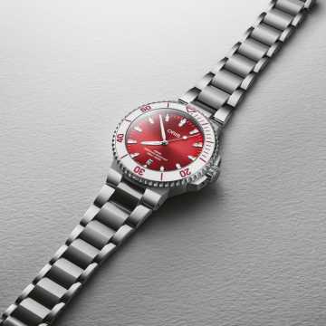 Foto Profilo Orologio Oris Aquis Date Watermelon 733 7787 4138 - 0782204PEB