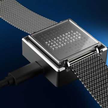 Foto Cassa Orologio Qlocktwo W Fine Steel