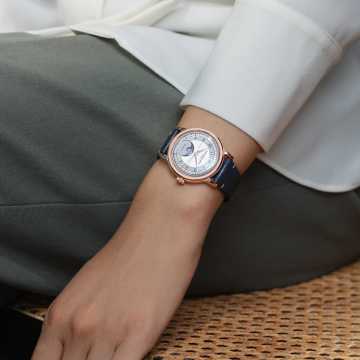 Foto Polso Orologio Raymond Weil Millesime Automatic Moon Phase