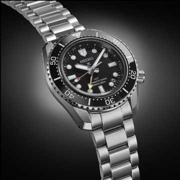 Foto Cassa Orologio Seiko Prospex Dark Depths GMT SPB383J1