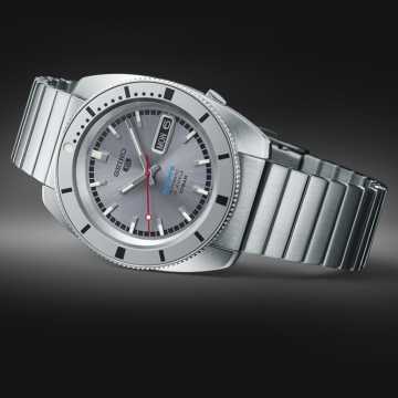 Foto Caassa Orologio Seiko 5 Sports Limited Edition SRPL03K1