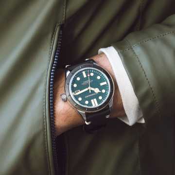 Foto Polso Orologio Spinnaker Cahill 300 Forest Green