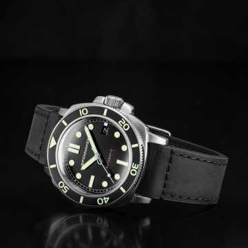 Foto Profilo Orologio Hull Diver Quadrante Nero