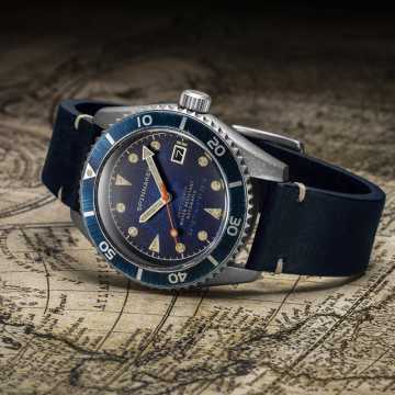 Foto Lifestyle Orologio Spinnaker Wreck Oxidized Blue