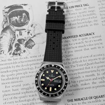 Foto Profilo Orologio Timex Q-Diver TW2V320007U
