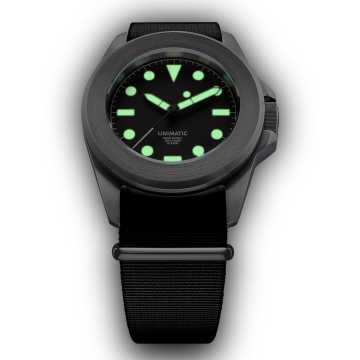 Foto Luminescenza Orologio Unimatic UC3 Classic