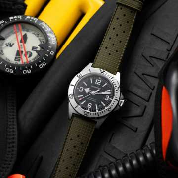 Foto Cassa Orologio Wolbrook Skindiver II Automatic Dive White Lum Black Dial