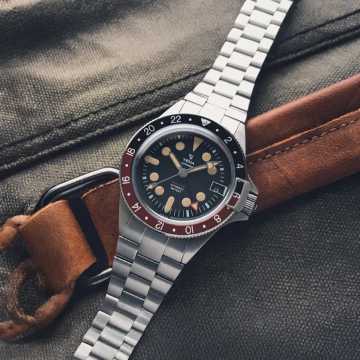 Foto Cassa Orologio Yema Superman Wolrdtime GMT Coke 39mm