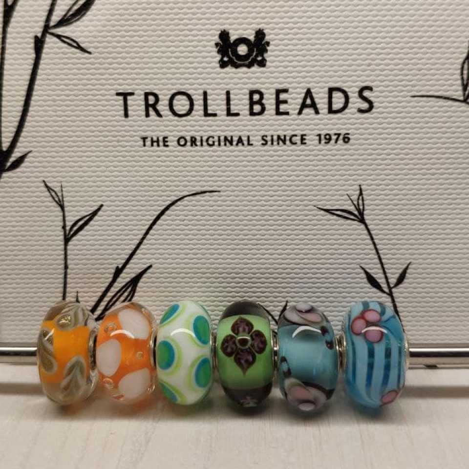 TROLLBEADS - SET 6 UNIQUE GLASS BEADS 017