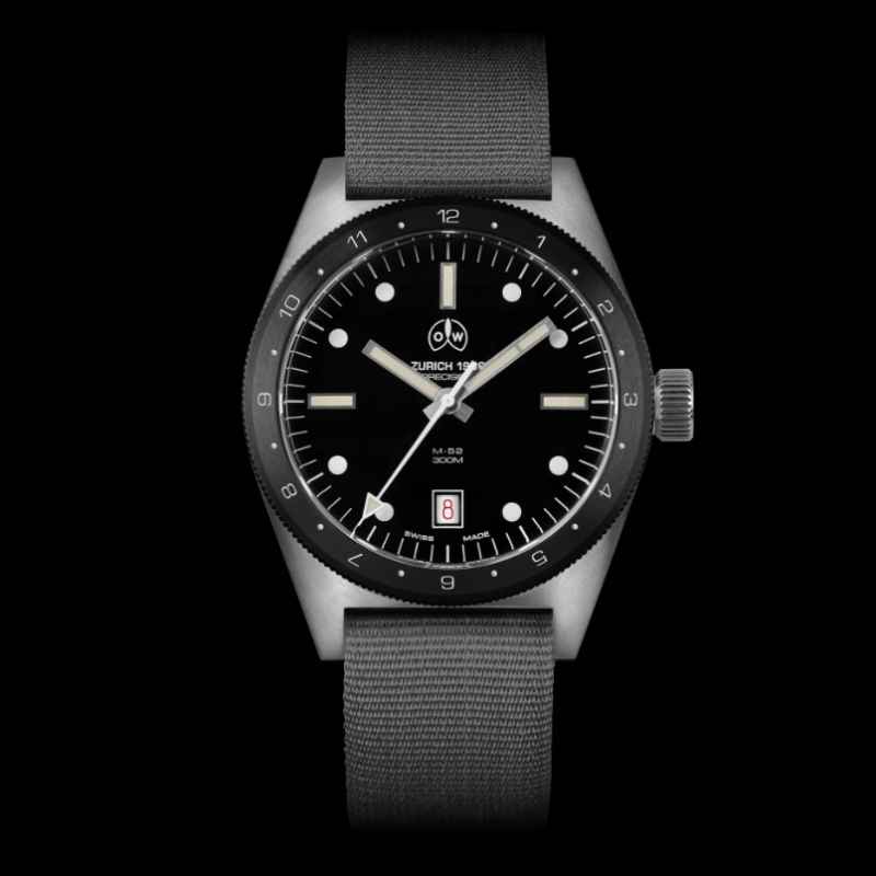 OLLECH &amp; WAJS - M-52 AU WATCH