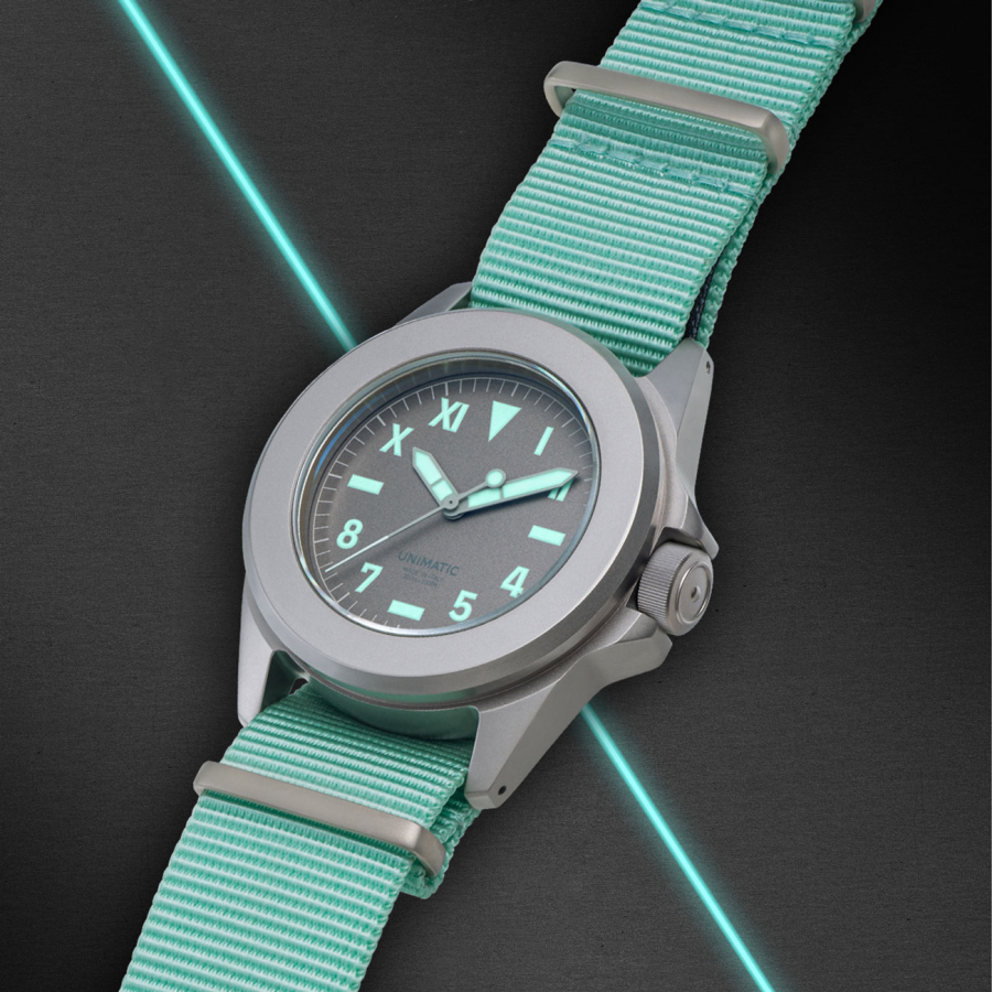 Only 300 pieces for the new UNIMATIC U4S-T-LB in Titanium