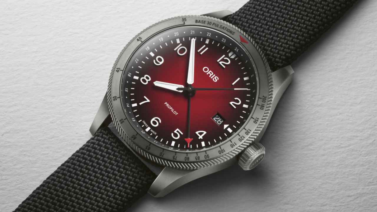 Oris ProPilot GMT: the watch for pilots