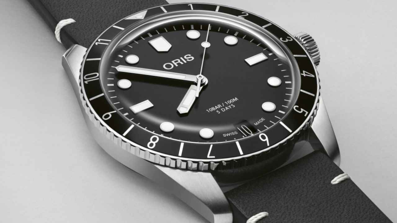 Divers Sixty-Five 12H Caliber 400: back to the future