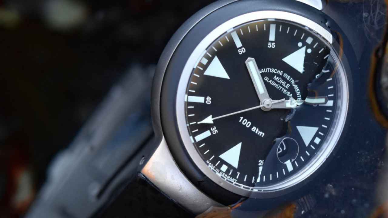 Muhle-Glashutte S.A.R. Rescue Timer: resistant in all conditions