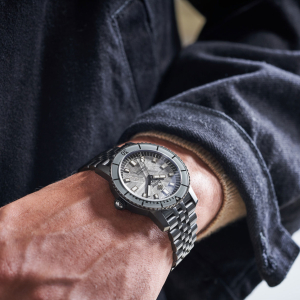 Zodiac Super Sea Wolf Meteorite: when the time meets space