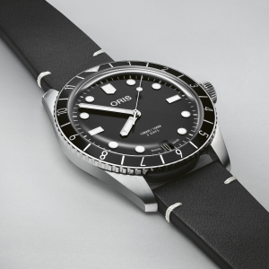 Divers Sixty-Five 12H Caliber 400: back to the future
